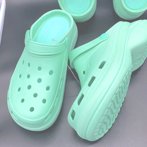 Mint green Platform - Picture 3 of 3